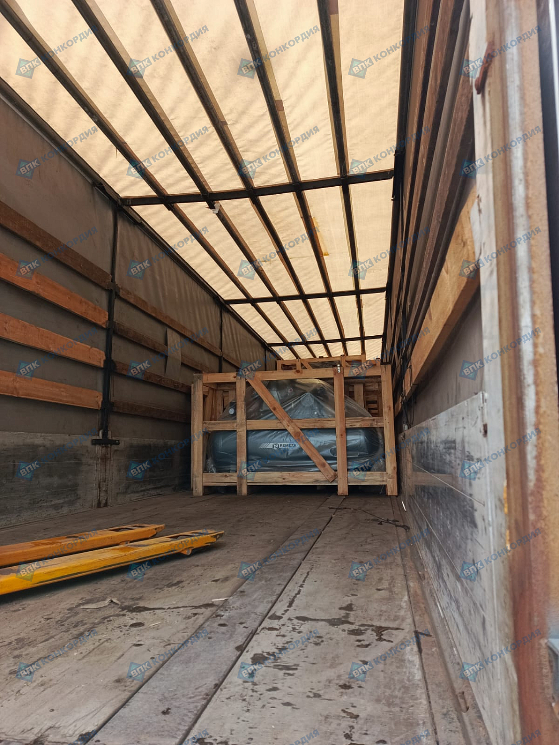 Отгрузка поршневых компрессора Remeza СБ4/Ф-500.LB75 в г. Москва